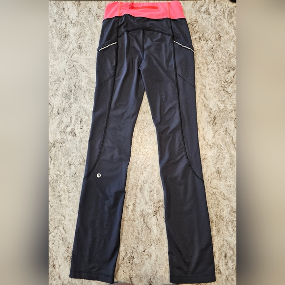 Lululemon straight leg leggings - sz 4 - Picture 3 of 4